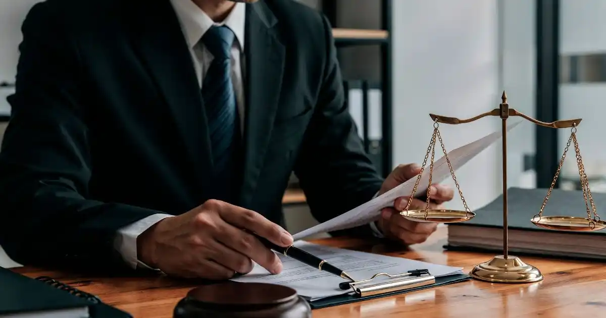 Avocat en droit de la famille : rôle et tarifs 2026