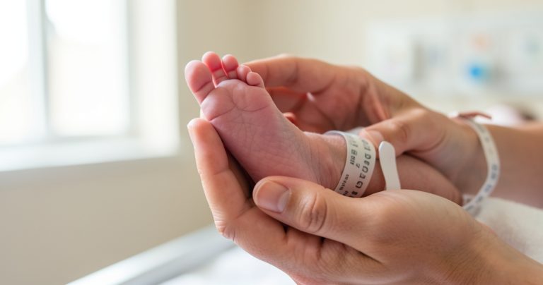 Allaiter un bébé prématuré : mon expérience et conseils